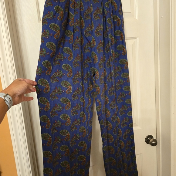 Vintage Elegant Paisley Print Trousers in Blue - Picture 2 of 9